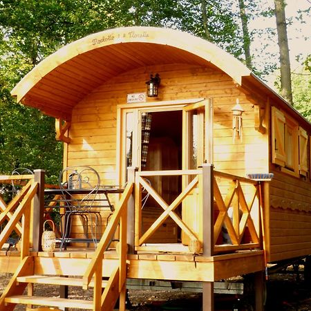 Вилла Roulotte Les Deux Geais Sainte-Opportune-du-Bosc Экстерьер фото